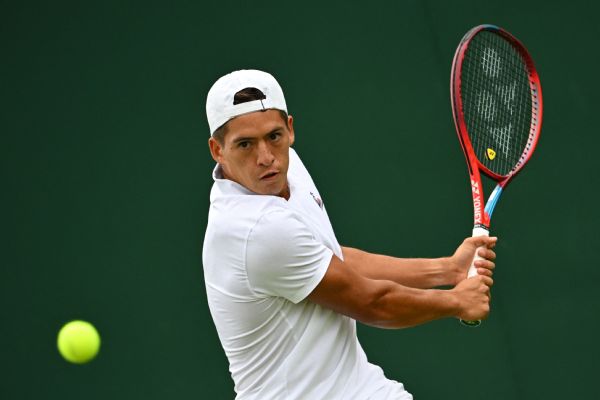 Argentina's Báez advances to Rio Open final