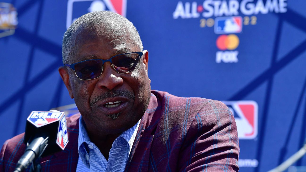 Houston Astros' Dusty Baker buys custom suits for American League All