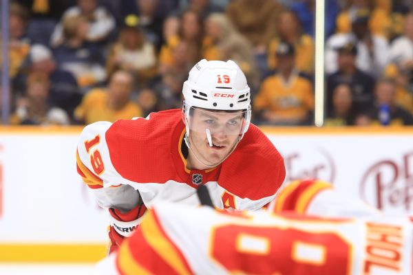 Panthers get Tkachuk from Flames for Huberdeau