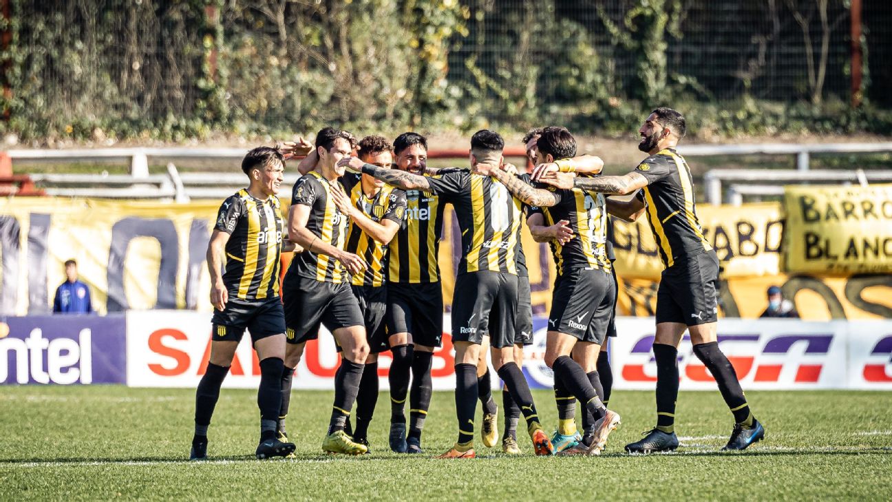 Nacional campeón de la Anual y Defensor bajó junto a Cerro y Danubio