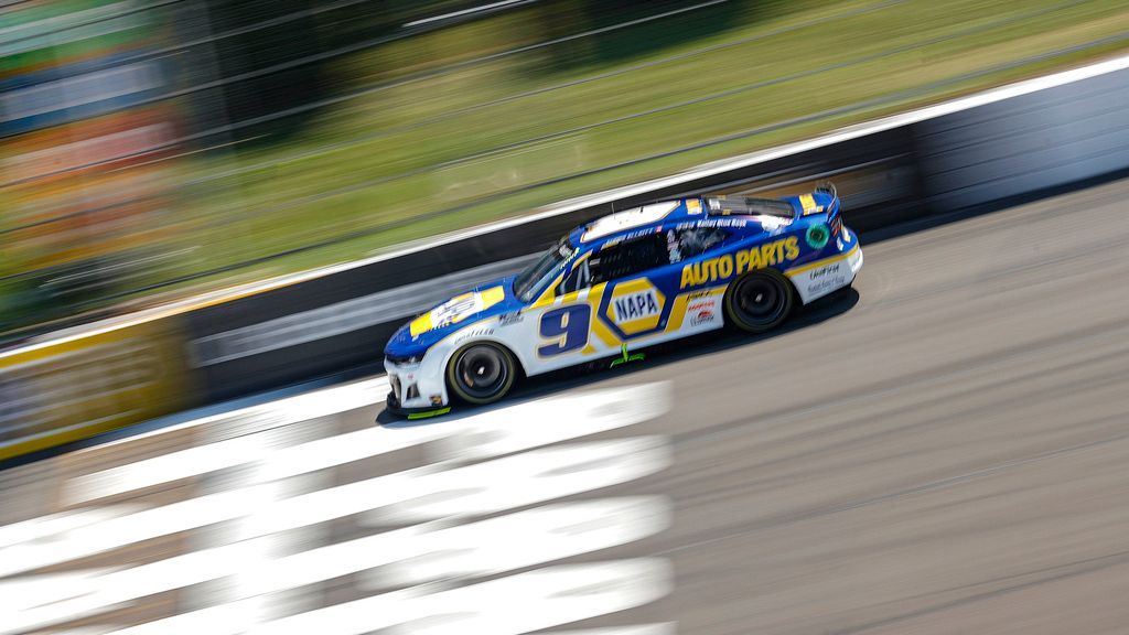 Chase Elliott given win at Pocono after Denny Hamlin, Kyle Busch disqualified