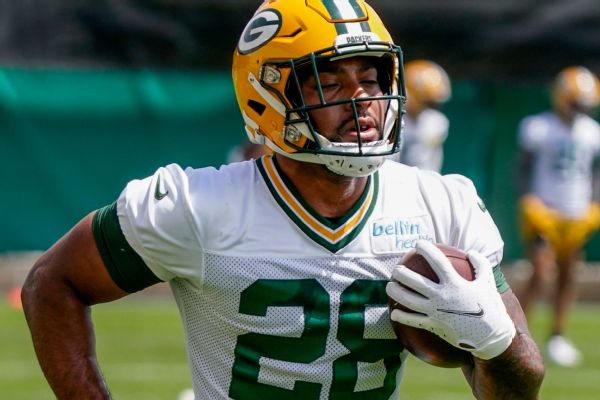 r1040418 600x400 3 2 Green Bay police apologize for treatment of Packers AJ Dillon in July incident