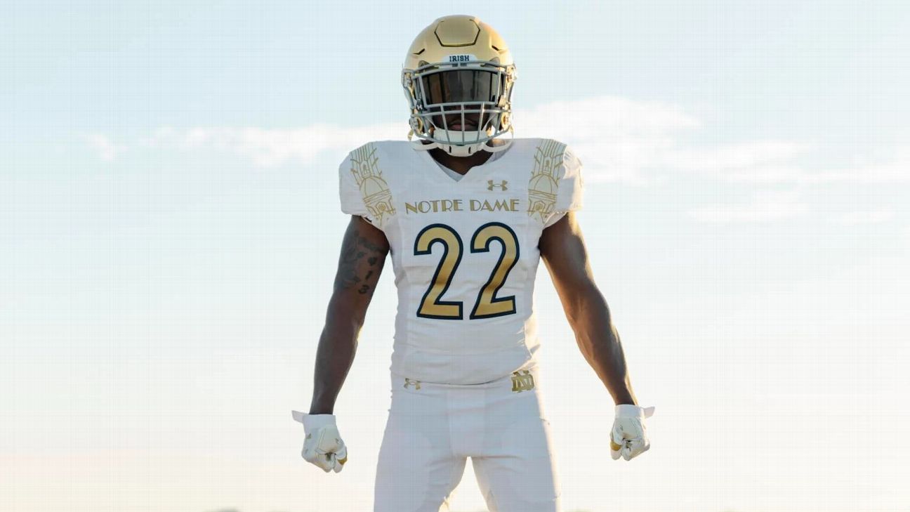 Ranking the Best Alternate College Football Uniforms From this Past Season  - BANG.