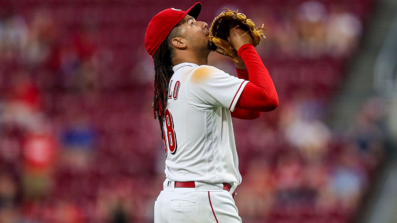 Luis Castillo Game Used Jersey - Felix HOF Weekend, 8/11/23 vs. BAL - 6 IP,  1 ER, 8 Ks, 8th Win of 2023, 56th of career