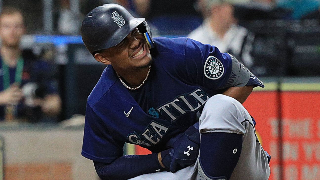 We'll pray that it's not broken': Julio Rodriguez horrific hand injury gets  concerning update from Mariners manager