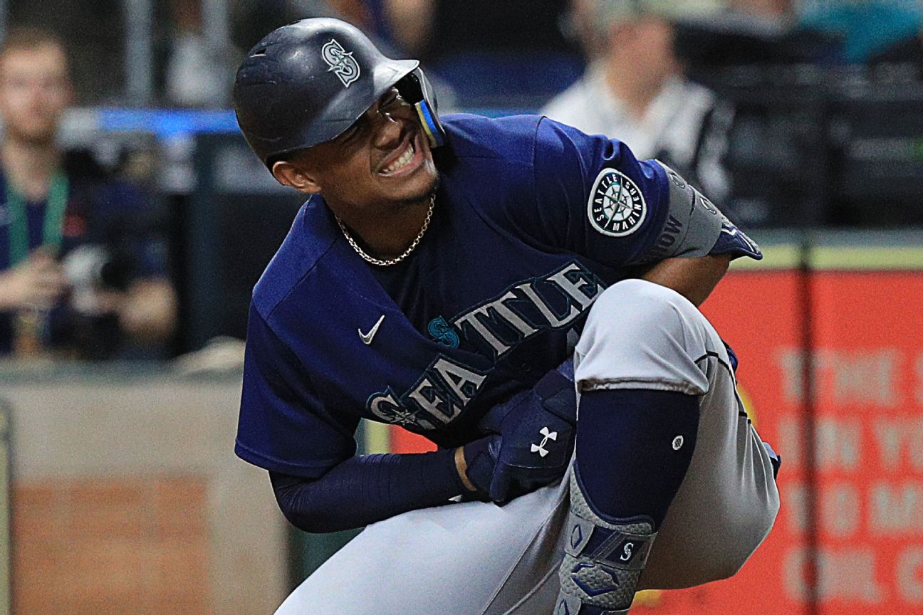 r1042522 2 1296x864 3 2 Julio Rodriguez of the Seattle Mariners left the game with back strain