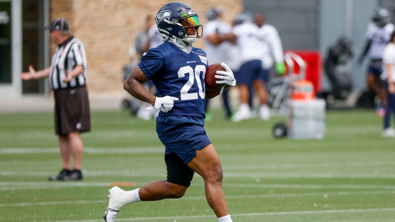 Chris Carson: Seattle Seahawks running back to retire from NFL aged 27 due  to neck injury, NFL News