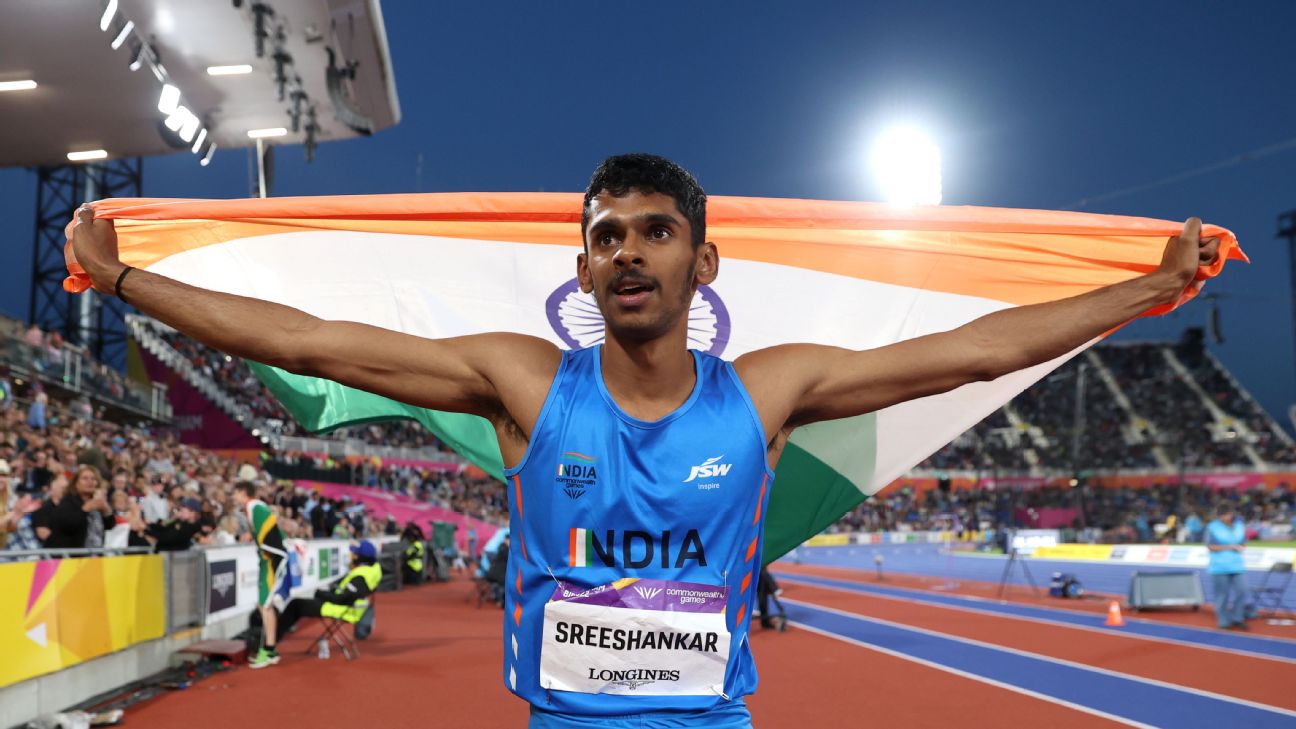 CWG 2022: Murali Sreeshankar bounces back for silver in dramatic men's long  jump final