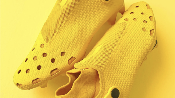 Cardinals' Byron Murphy Jr. gets custom-made Crocs cleats for camp thumbnail