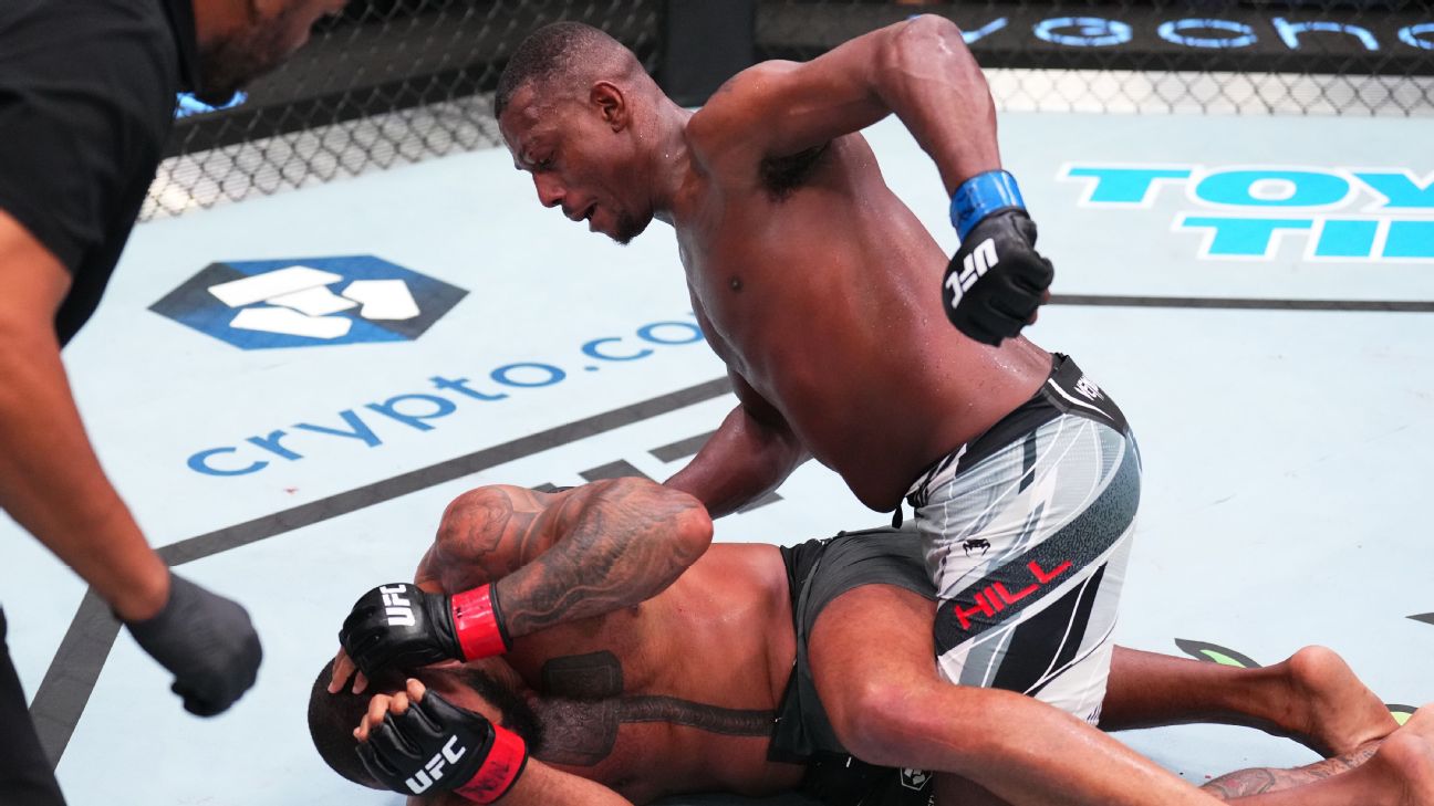 Jamahal Hill stops Thiago Santos in fourth to earn signature UFC light heavyweight win
