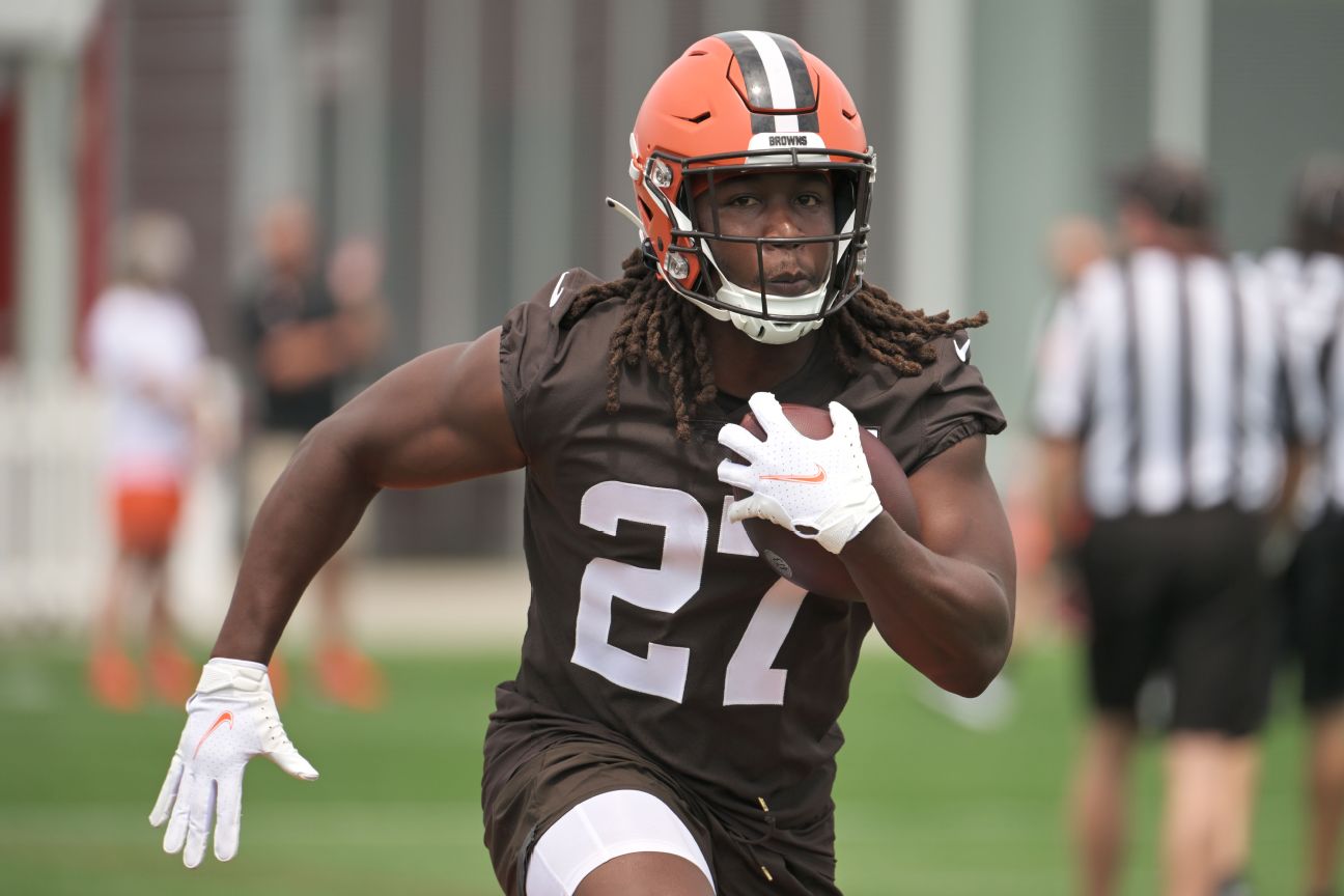 Sources: RB Hunt requests trade, Browns say no