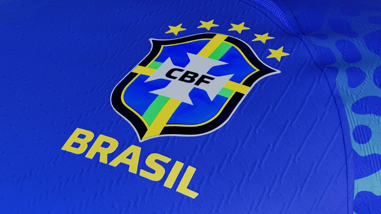 Brasil oficializa novas camisas para a Copa do Mundo e confirma