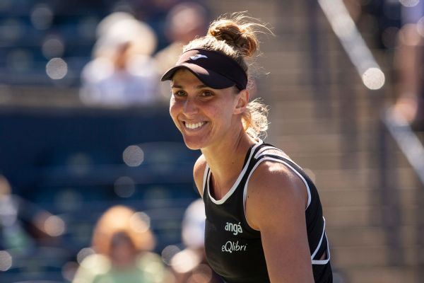Haddad Maia def. top-ranked Swiatek in Toronto