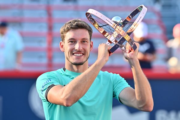 Unseeded Carreno Busta prevails in Montreal final