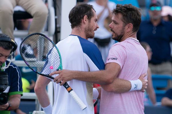 Murray outlasts Wawrinka in 3-hour Cincy opener