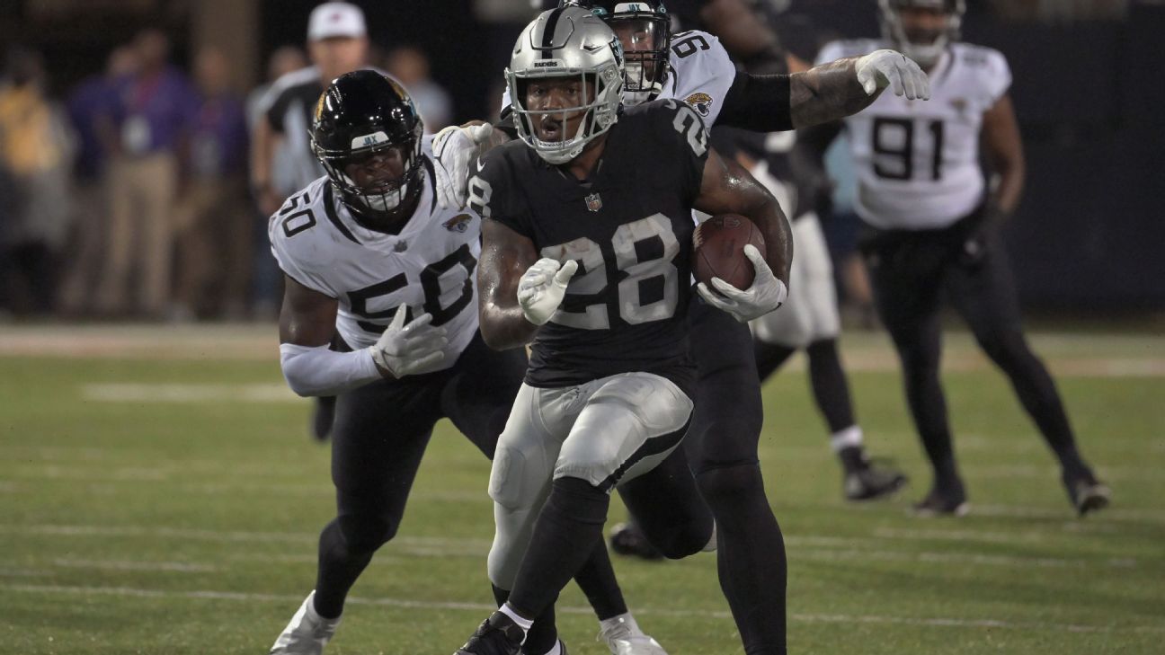 Halftime Report: Raiders backfield getting the job done in Canton