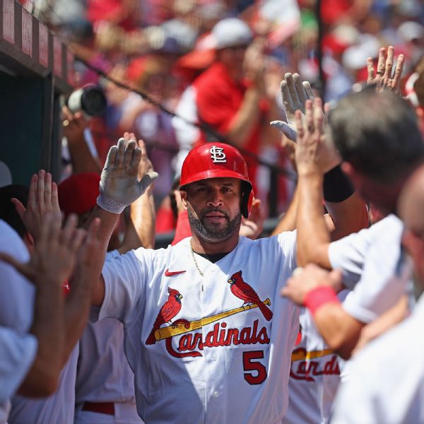 Cards marvel at 'incredible' Pujols after grand day