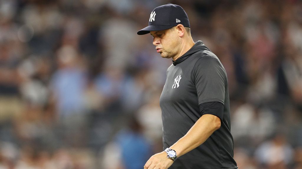 New York Yankees manager Aaron Boone heated after team's 'embarrassing' 9-0  loss to Tampa Bay Rays - ESPN
