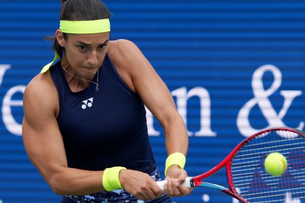 Garcia tops Kasatkina for final spot in WTA semis