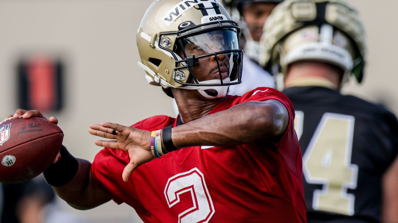 New Orleans Saints quarterback Jameis Winston (2) in action during an NFL  preseason football game against the Houston Texans, Sunday, Aug. 27, 2023,  in New Orleans. (AP Photo/Tyler Kaufman Stock Photo - Alamy