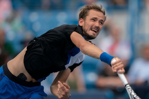 Medvedev advances to quarterfinals at Adelaide