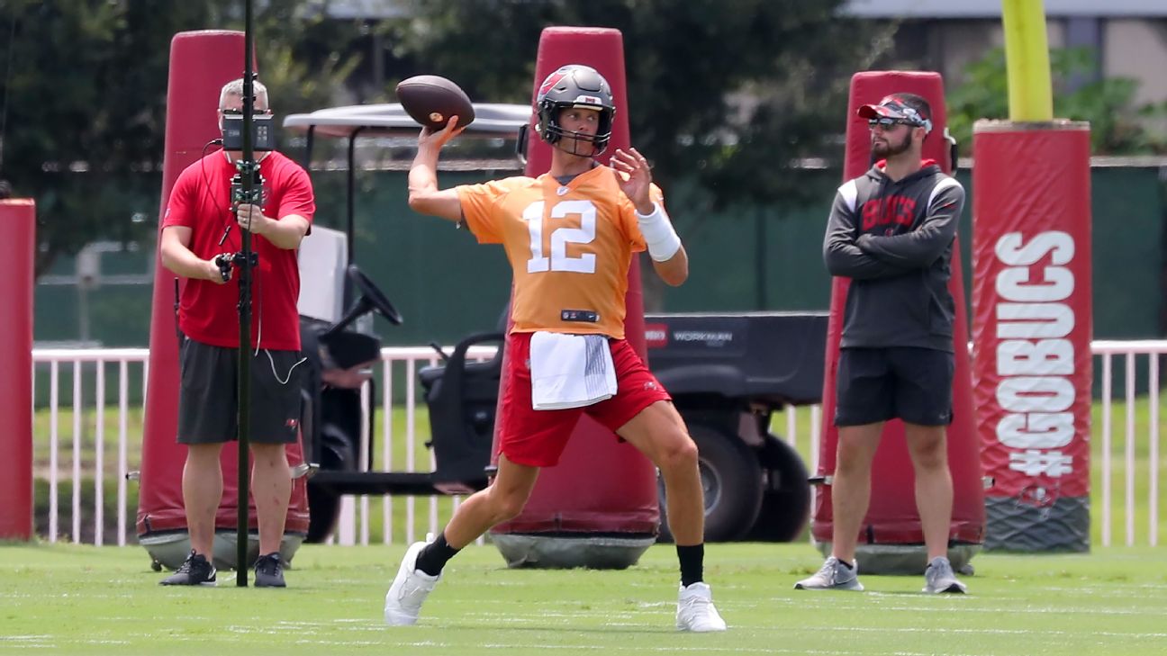 Bucs training camp: Tom Brady launches deep TD to Breshad Perriman