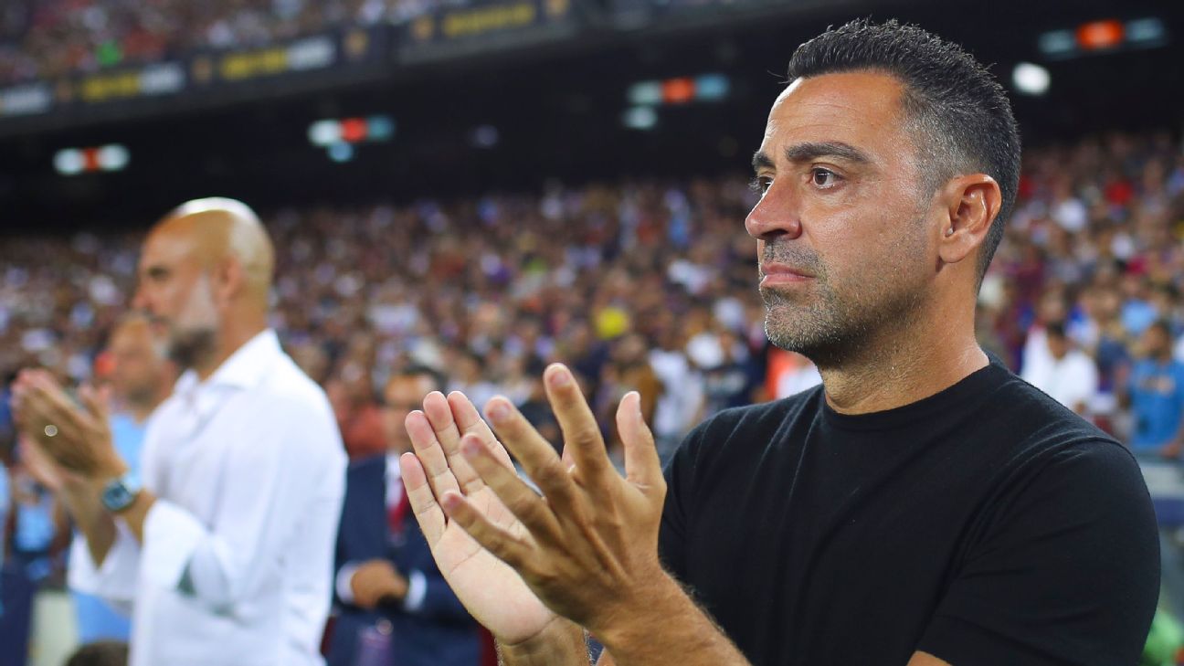 Xavi: Barcelona still hopeful for new signings