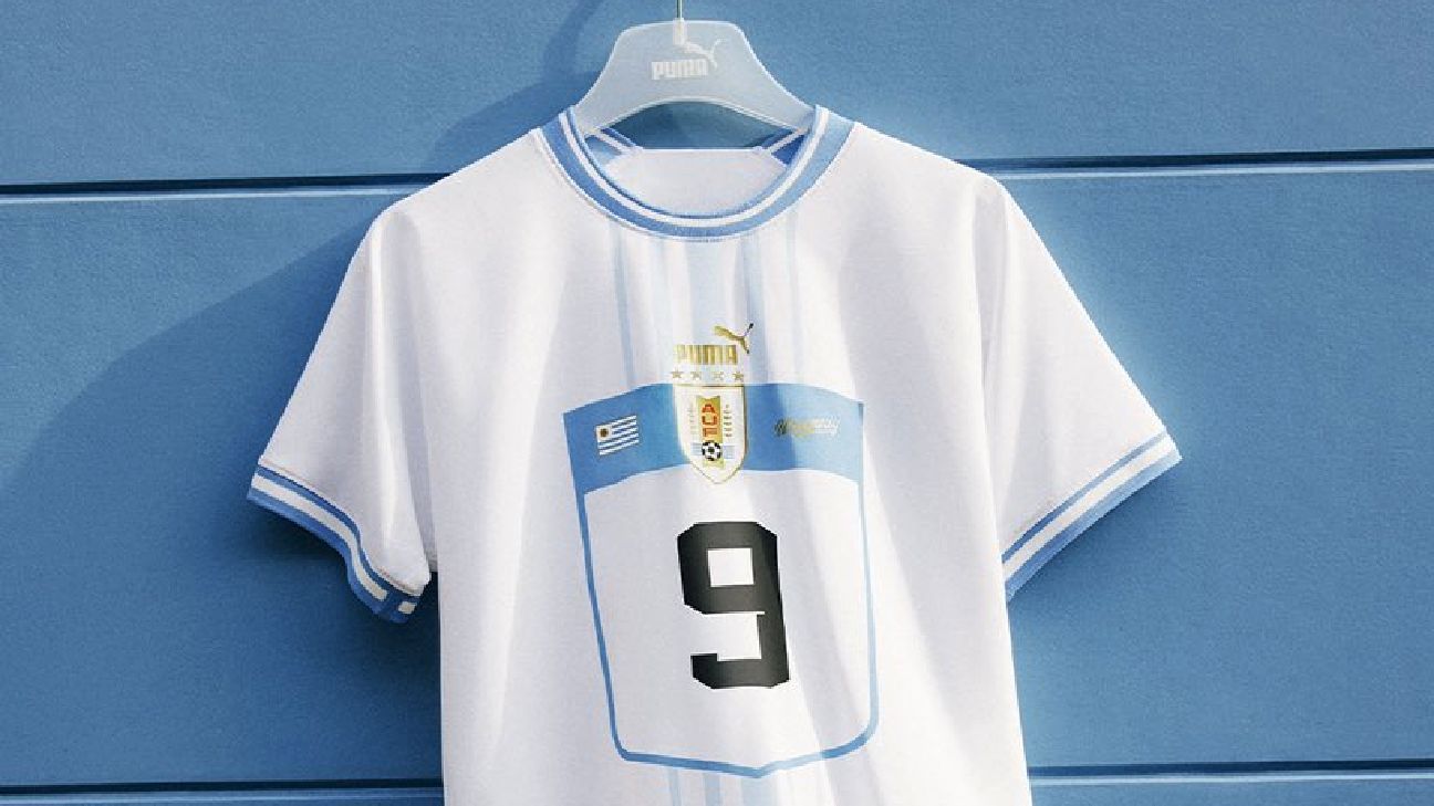 Remontarse recurso renovable Semejanza Se dio a conocer la camiseta alternativa de Uruguay para la Copa del Mundo  - ESPN