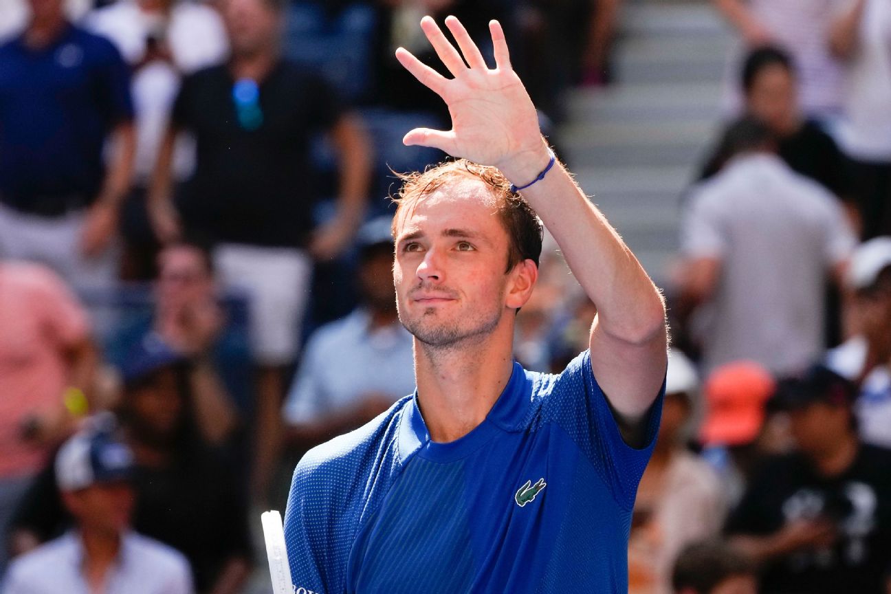 Medvedev rolls in start to US Open title defense