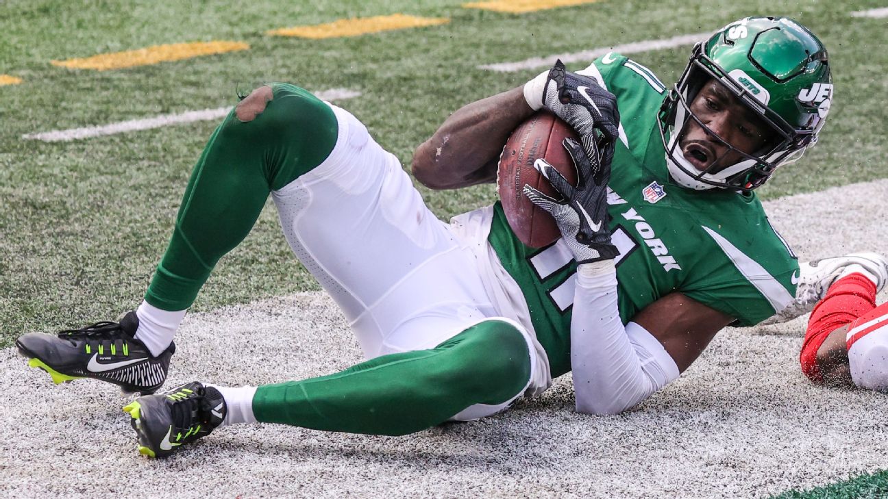 New York Jets WR Denzel Mims Sets Career High Ahead of Trade Deadline -  Sports Illustrated New York Jets News, Analysis and More