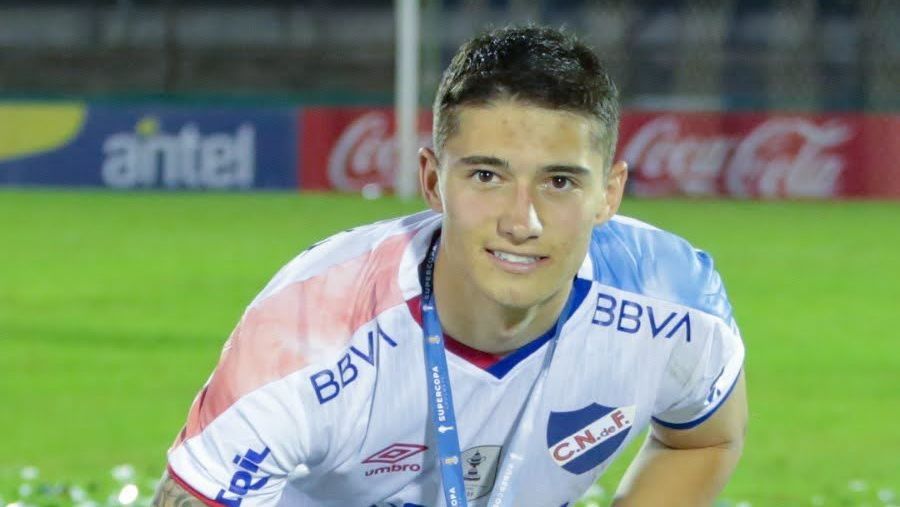 Carlos Zambrano fue presentado como una estrella en su nuevo club