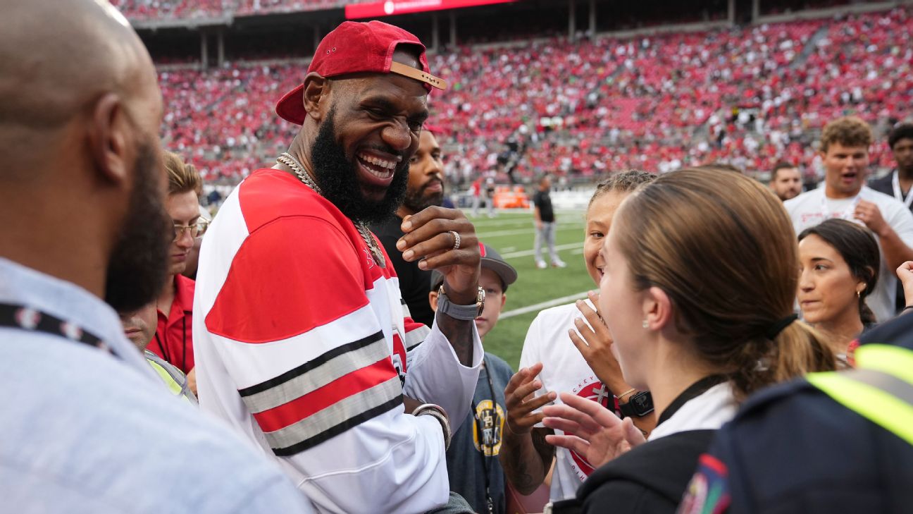 Ohio State football fans try to recruit Bronny James with epic chant vs.  Notre Dame