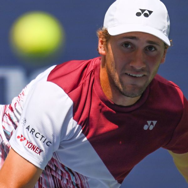 Ruud tops Moutet, advances to US Open quarters
