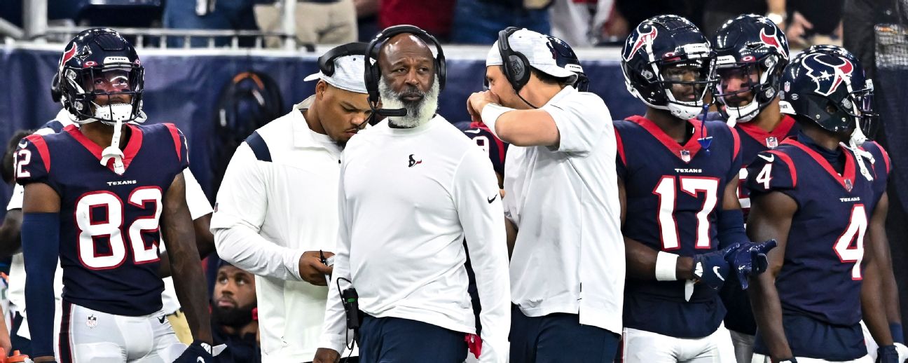 Houston Texans long snapper Jon Weeks (46) during an NFL football