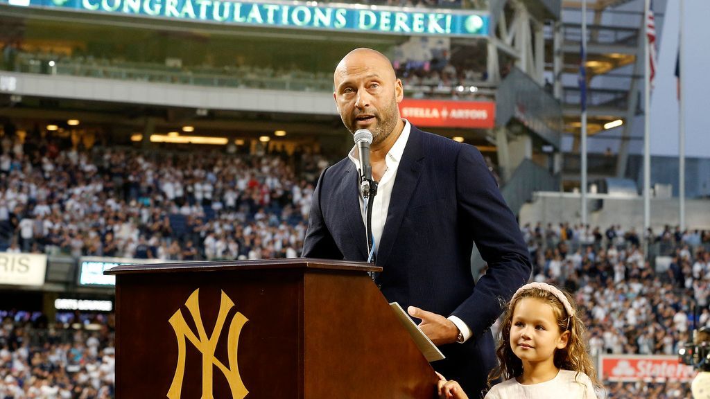New York Yankees honor ex-captain Derek Jeter on Hall of Fame induction -  ESPN