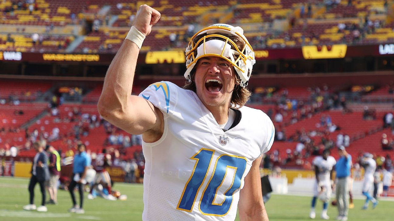 Follow live: Chargers, Steelers meet in AFC West showdown