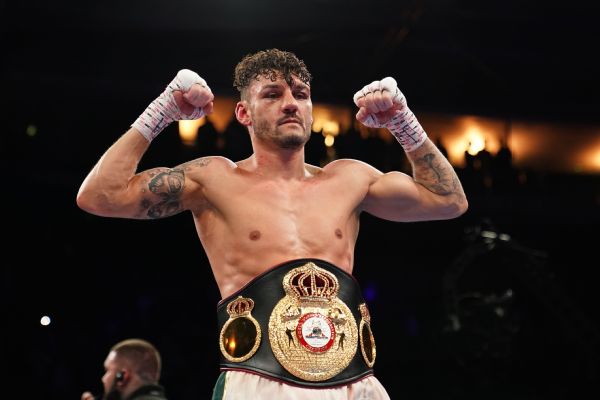 Wood's title defense vs. Lara slated for February