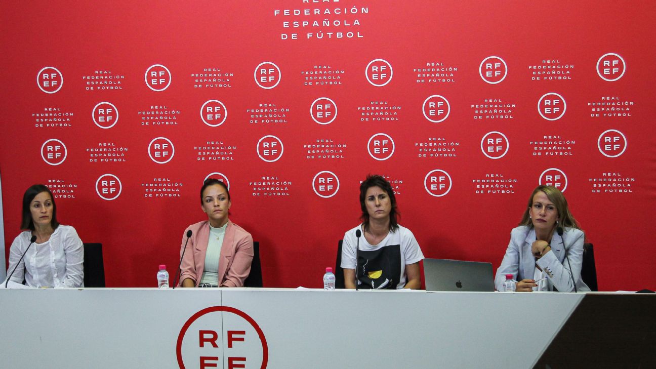 Spain women's league to start as ref strike ends