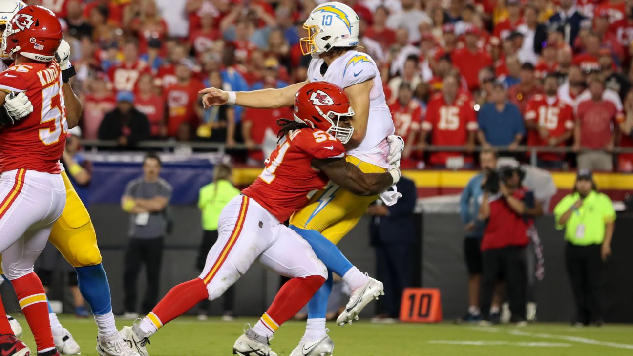 Chargers 24-27 Chiefs: Justin Herbert injures his ribs as Kansas City  comeback from 10-point deficit to win, but LA QB said to be 'OK', NFL News