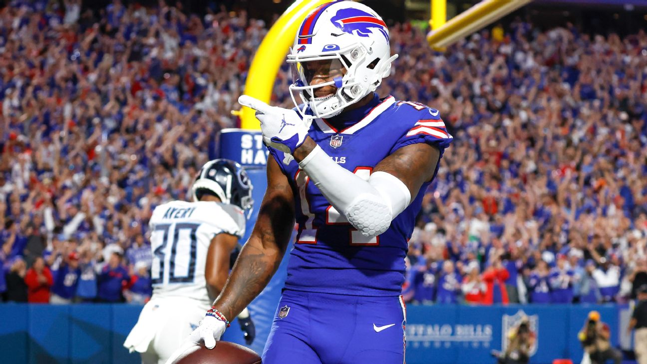 ESPN Fantasy Football Guide 2021 NFL Stats ~Stefan Diggs Buffalo