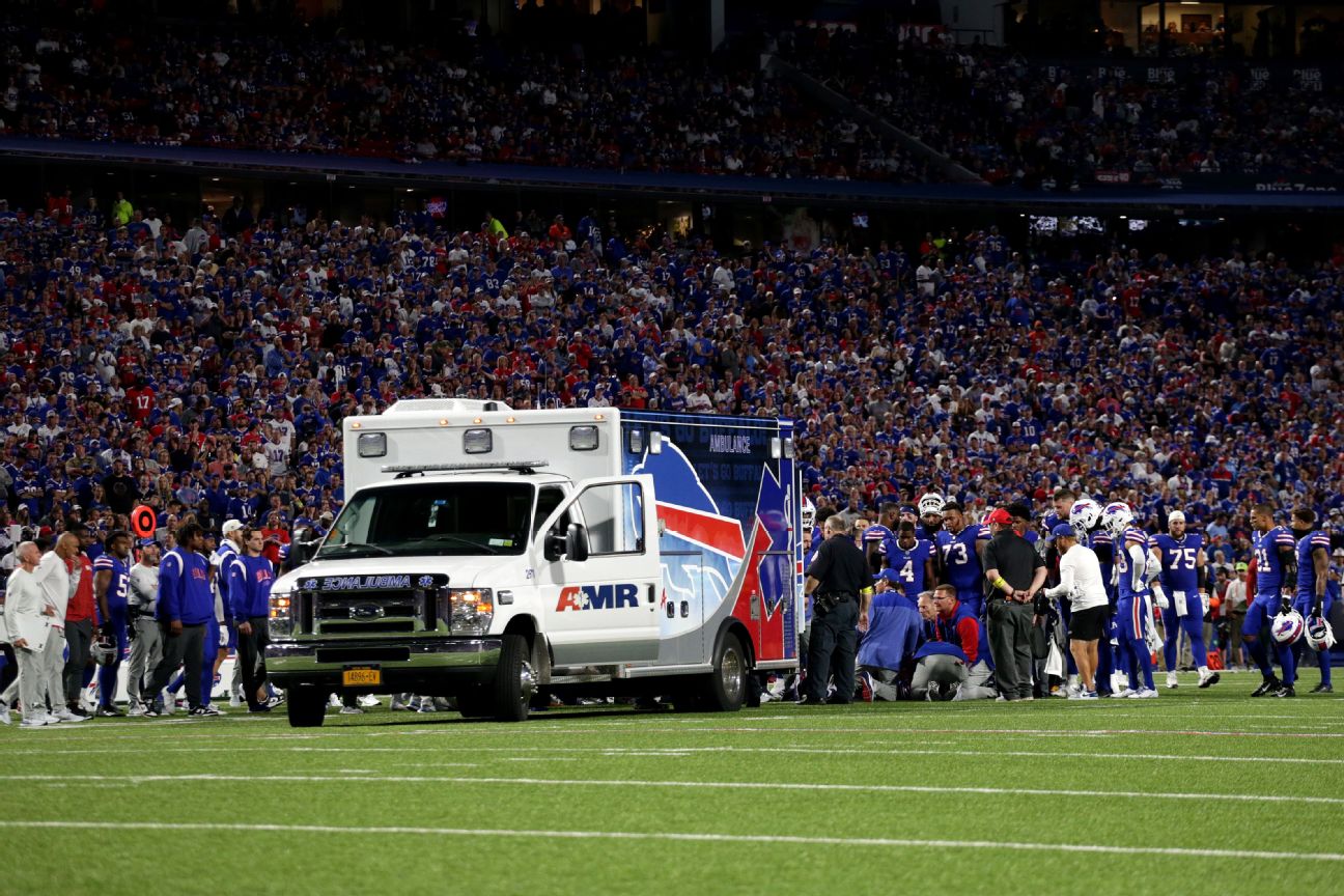 Bills' Jackson avoids major injury, out of hospital