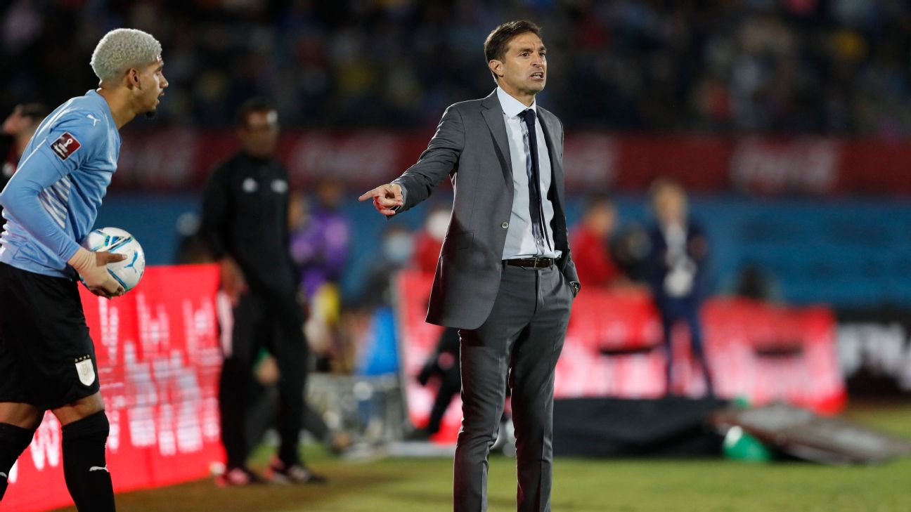 Sevilla appoint Alonso to replace Mendilibar