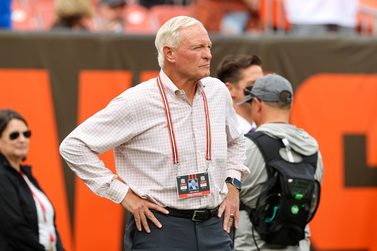Fan Arrested For Bottle Throw At Browns Owner The Game Nashville