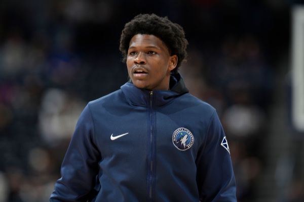 Wolves' Edwards fined for anti-gay comments