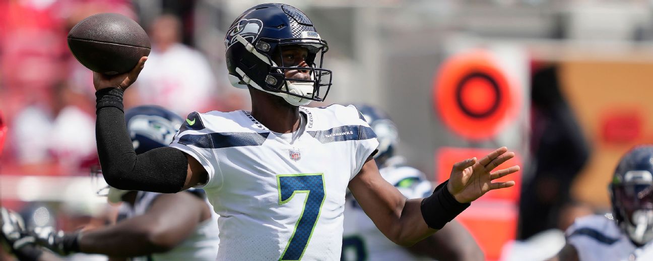 Seattle Seahawks offensive tackle Abraham Lucas (72) during an NFL football  game against the Denver Broncos, Monday, Sept. 12, 2022, in Seattle, WA.  The Seahawks defeated the Bears 17-16. (AP Photo/Ben VanHouten