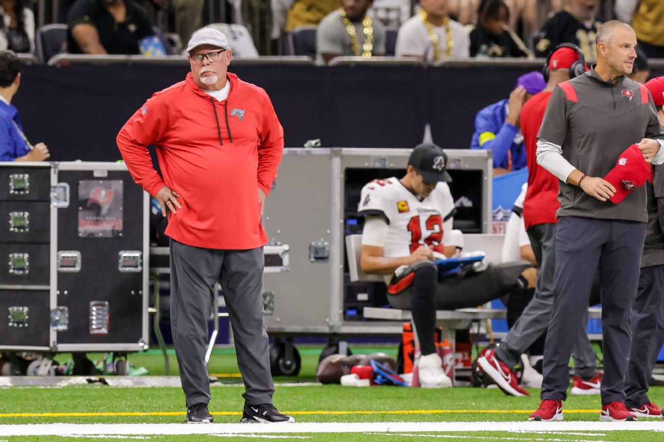 Source: NFL warns Arians over sideline conduct
