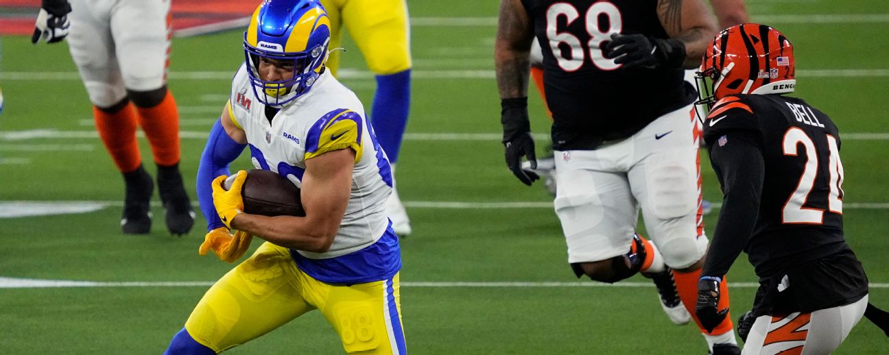 Los Angeles Rams tight end Brycen Hopkins (88) against the San Francisco  49ers in an NFL football game, Sunday, Oct. 30, 2022, in Inglewood, Calif.  The 49ers won 31-14. (AP Photo/Jeff Lewis