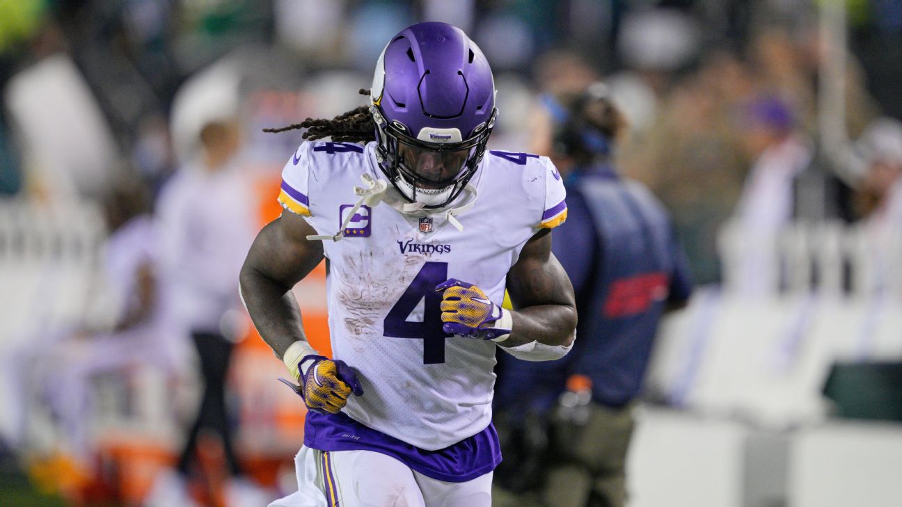 Dalvin Cook Carries Vikings Past Dolphins