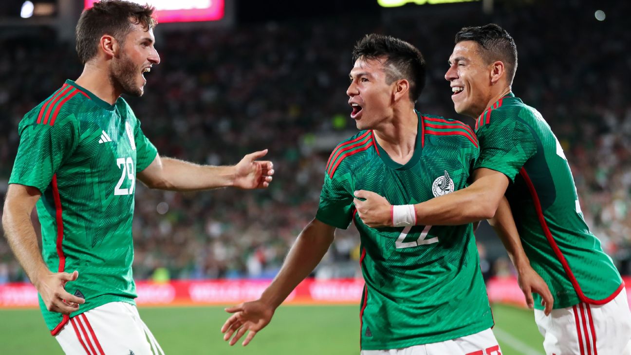 Mexico's 'Chucky' Lozano steps up vs. Peru to give El Tri pre-World Cup boost