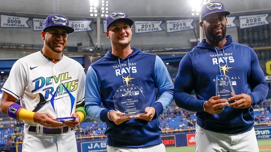 Entrevista con Jose Siri: Se pintará el pelo de azul si los Rays llegan a  playoffs  Jose Siri nos regaló esta entrevista exclusiva, donde conversó  con nuestro reportero Andres Bolivar, sobre